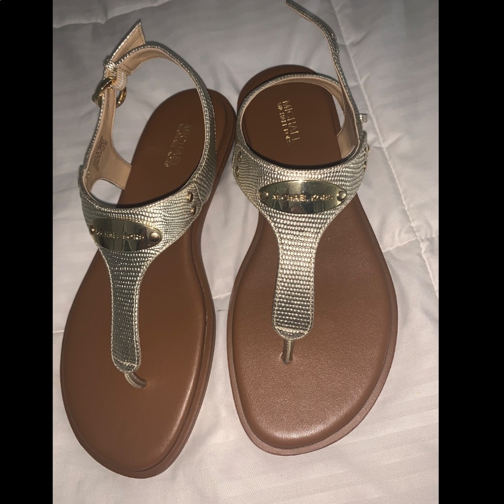 Brand new MICHAEL KORS sandals.